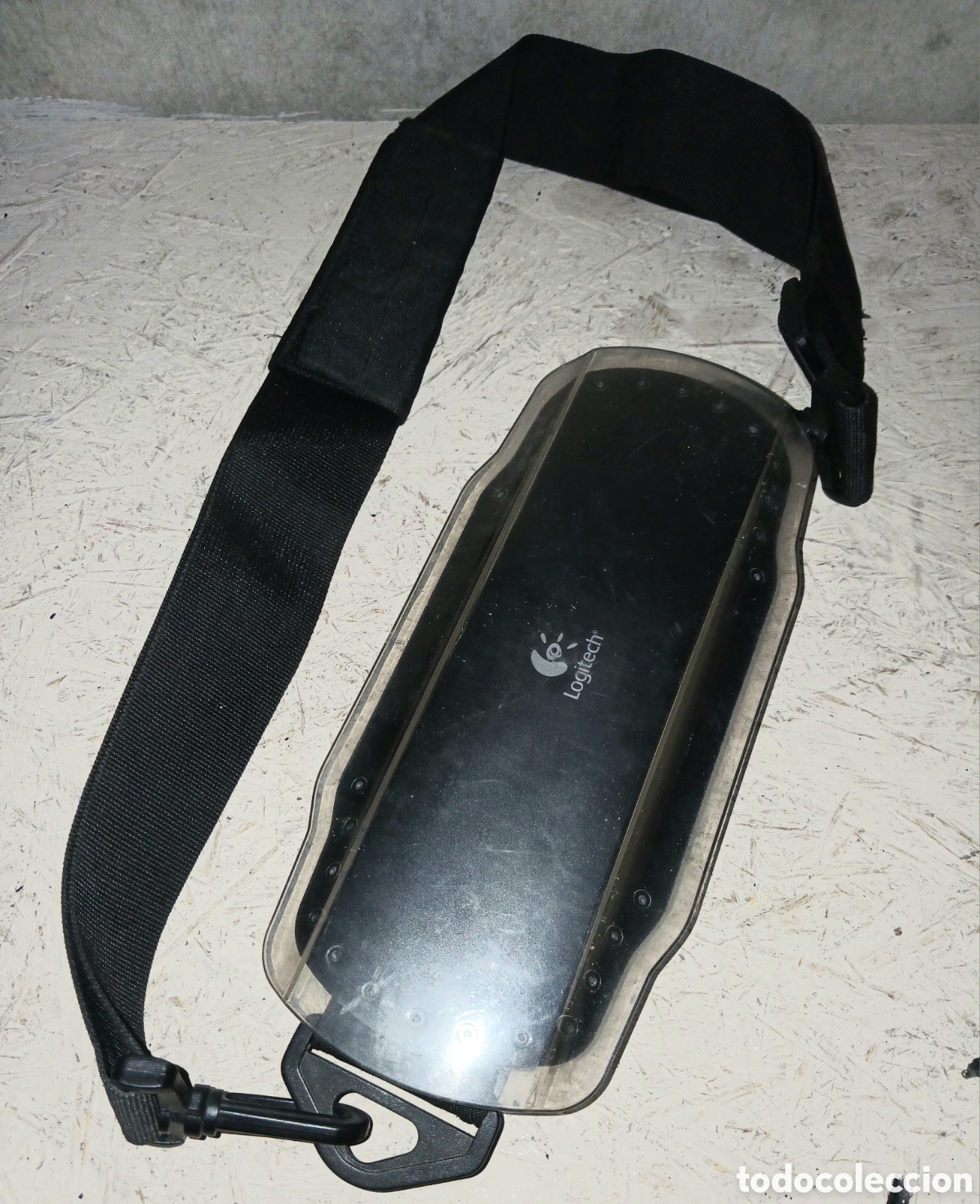 Videojuegos y consolas: Funda rigida estuche protector Logitech para consola Sony PSP - Foto 3