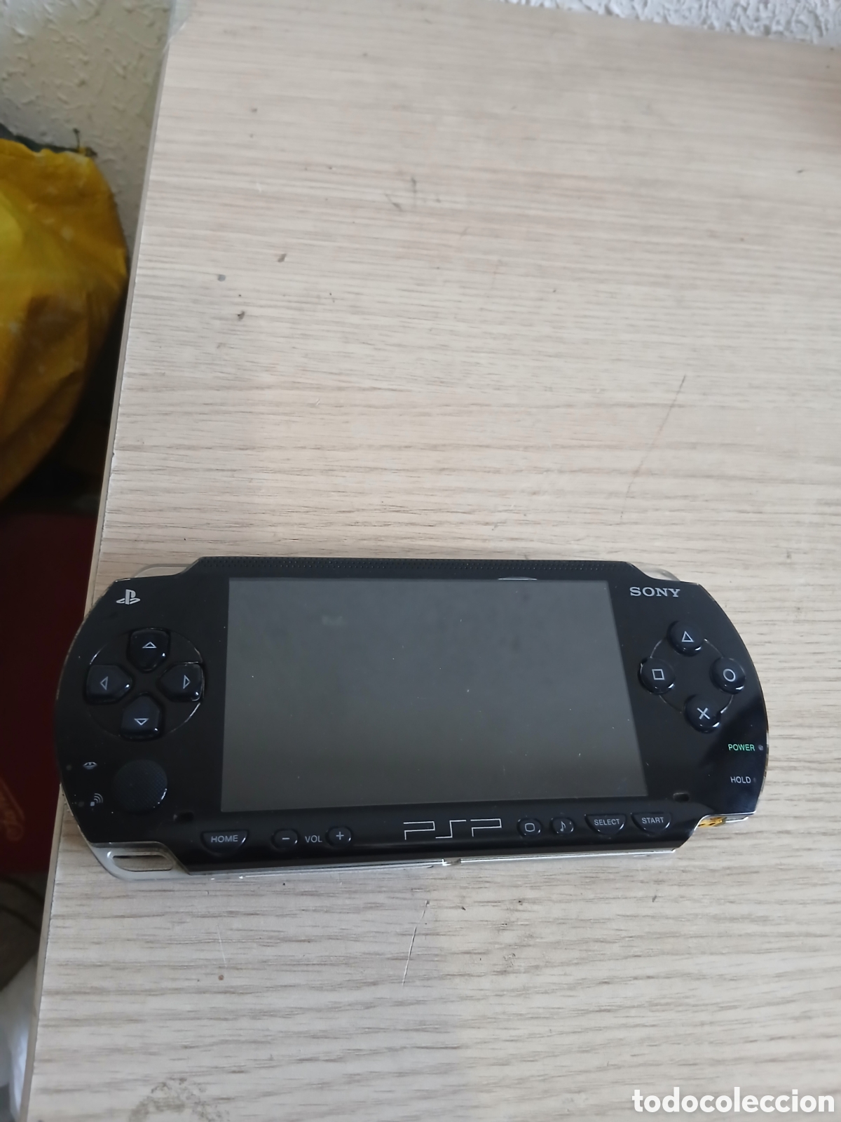 Videojuegos y consolas: SONY PSP FUNCIONA LE FALTA LA BATER&Iacute;A Y LA TAPA,,VER FOTOS