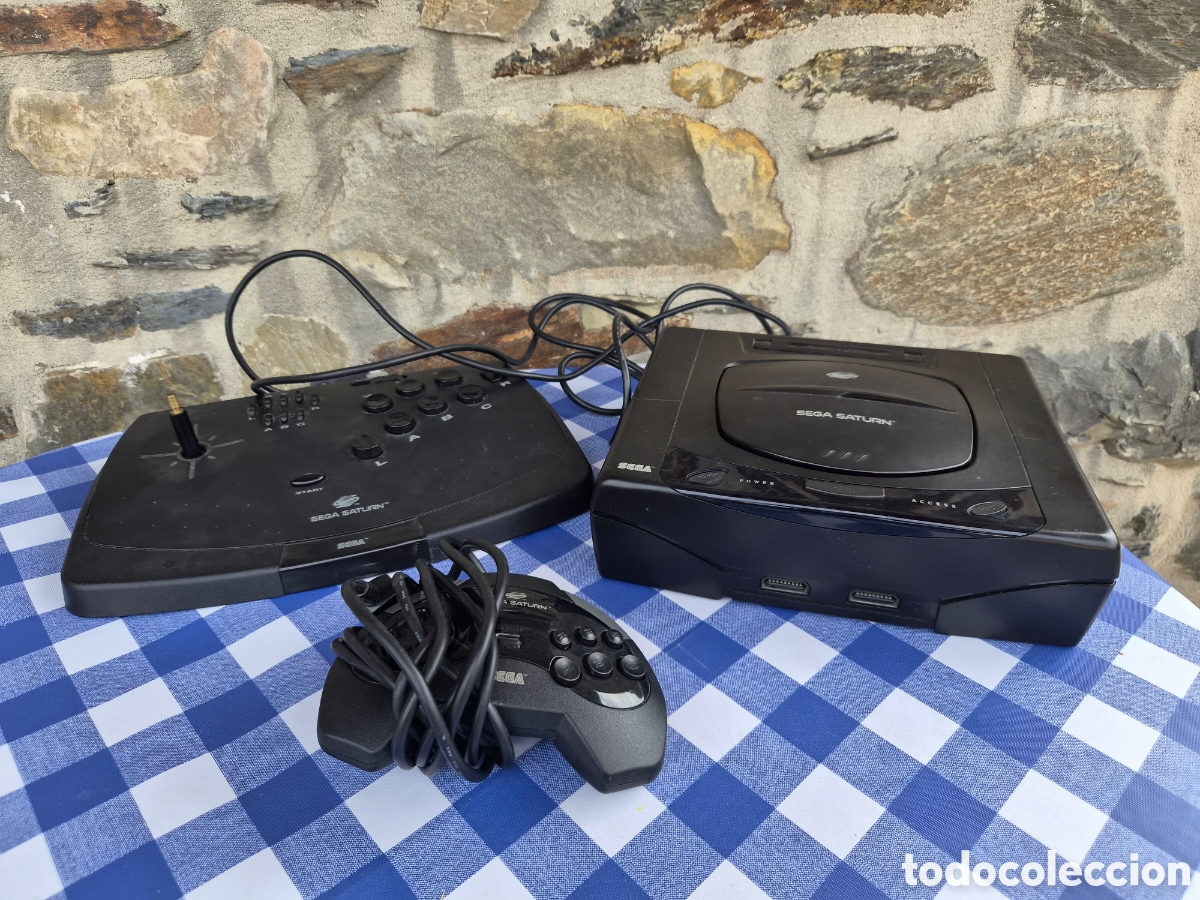 Videojuegos y consolas: ANTIGUA CONSOLA SEGA SATURN CON ACCESORIOS ORIGINAL