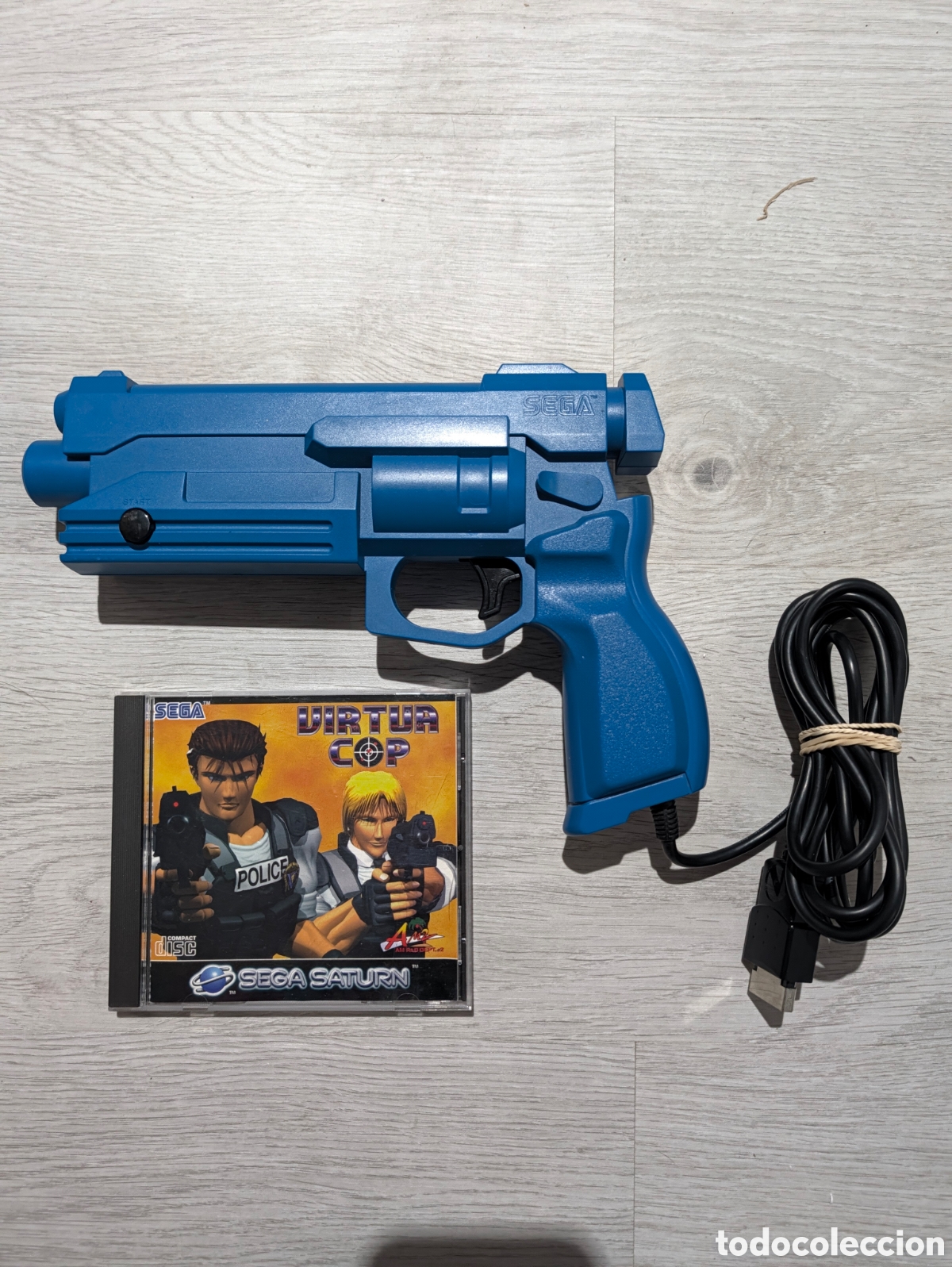 Videojuegos y consolas: Antiguo y original pistola y juego Virtual cop sega saturn