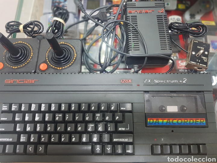 Videojuegos y consolas: Gran lote Sinclair spectrum + 2 128 K - Foto 1
