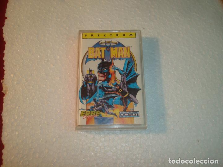Videojuegos y consolas: software spectrum libreria n&ordm; 3 con caratula bat man - Foto 2