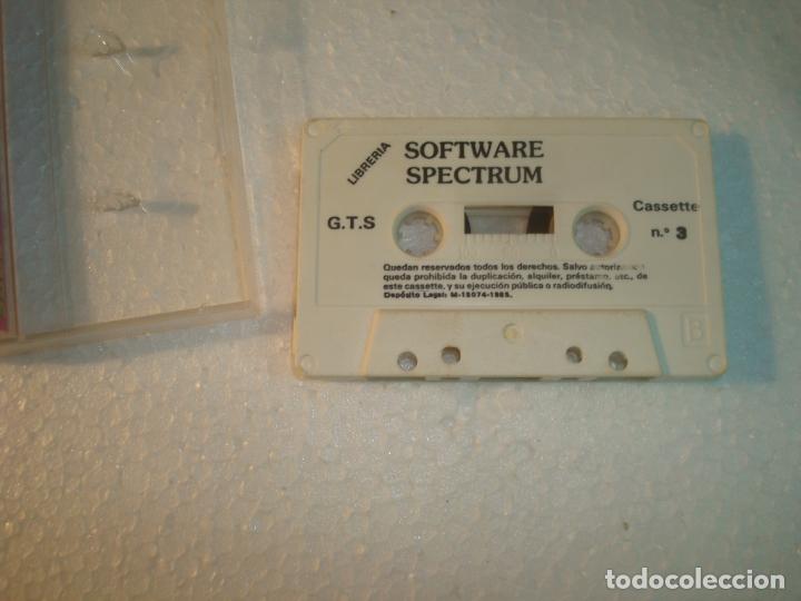 Videojuegos y consolas: software spectrum libreria n&ordm; 3 con caratula bat man - Foto 1