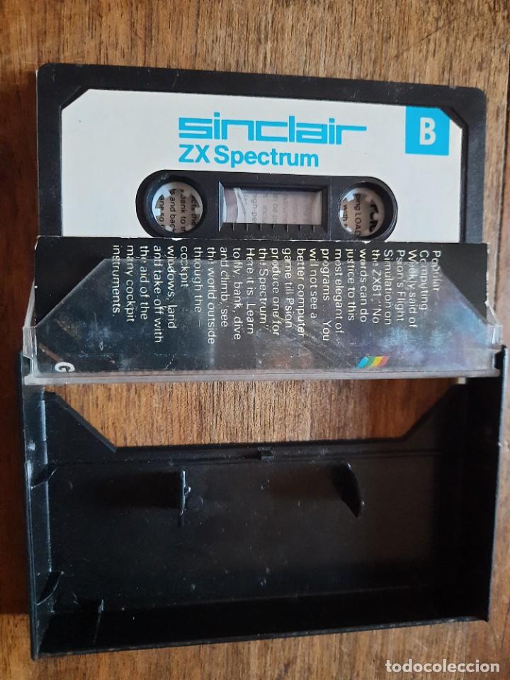 Videojuegos y consolas: Video juego cinta spectrum Flight simulation - Foto 2