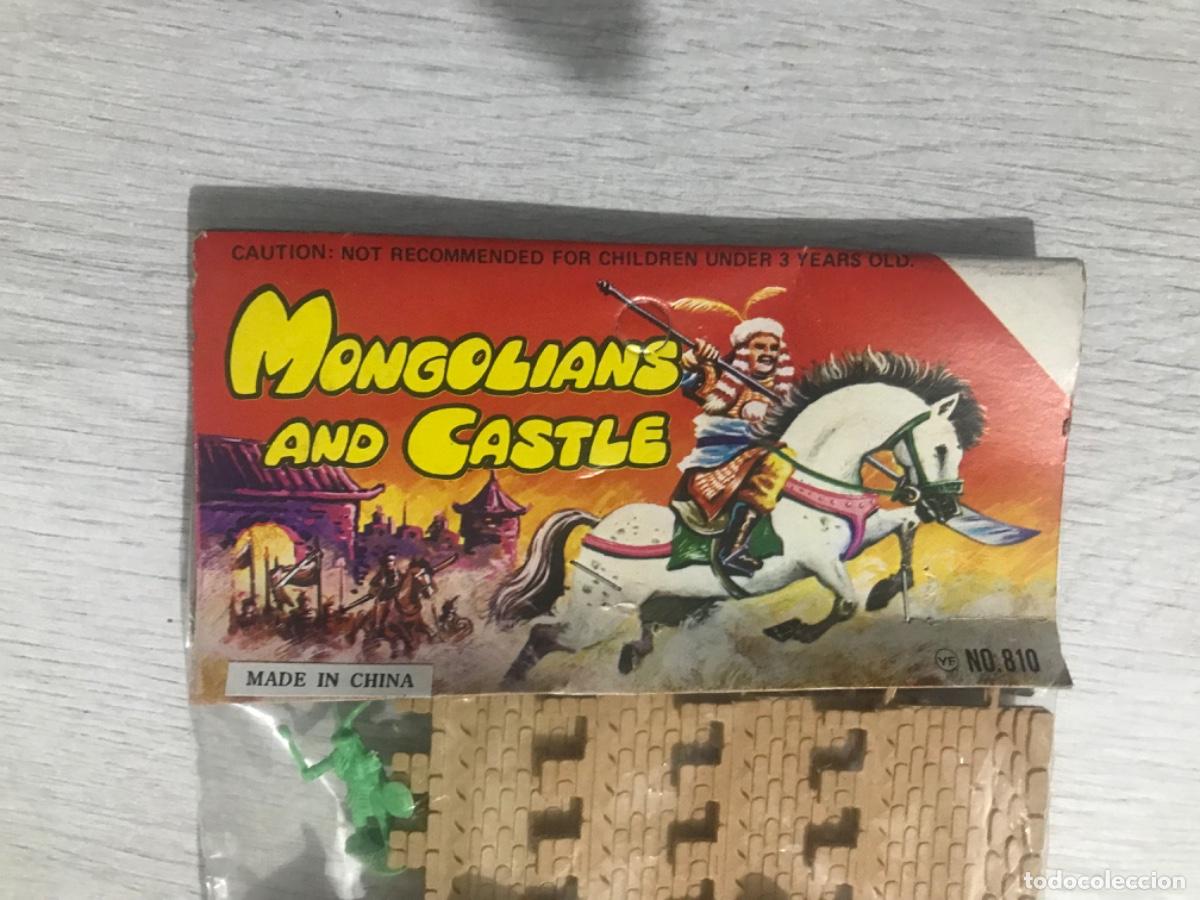 Videojuegos y consolas: Bl&iacute;ster con figuras, castillo y caballeros - Foto 3
