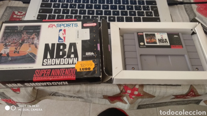 Videojuegos y consolas: NBA SHOWDOWN version usa ,no tiene manuales - Foto 1