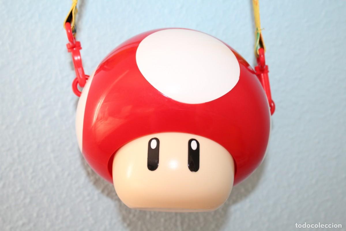 Videojuegos y consolas: SUPER NINTENDO WORLD - CANTIMPLORA CHAMPI&Ntilde;ON O SETA ROJA - Foto 1