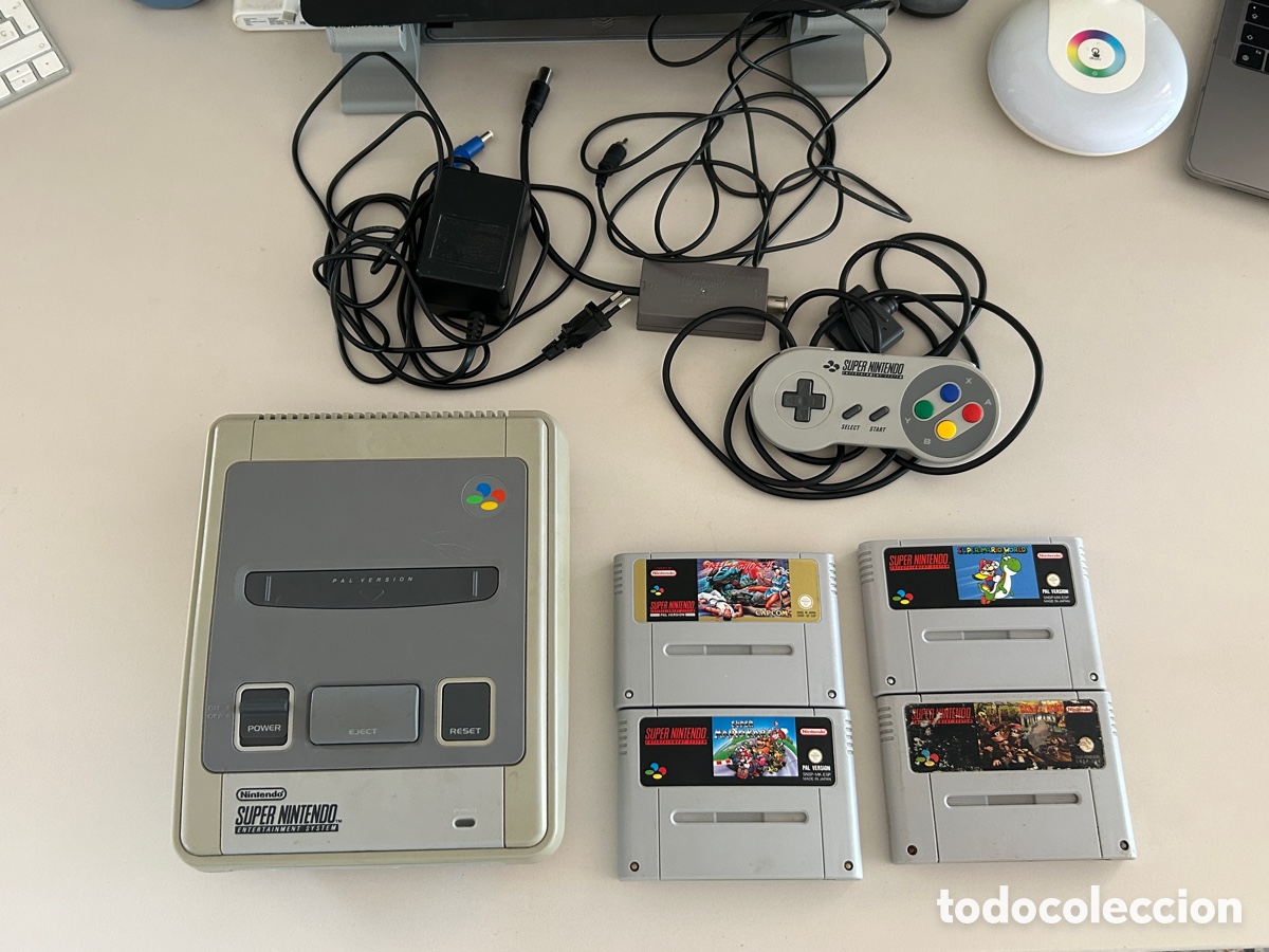 Videojuegos y consolas: Super nintendo con 4 juegos