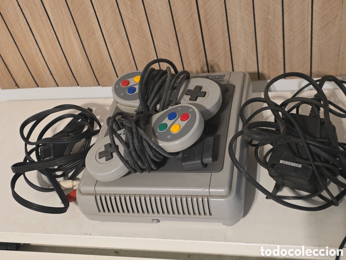 Videojuegos y consolas: super nintendo snes pal con 2 mandos y cables funcionando - Foto 5