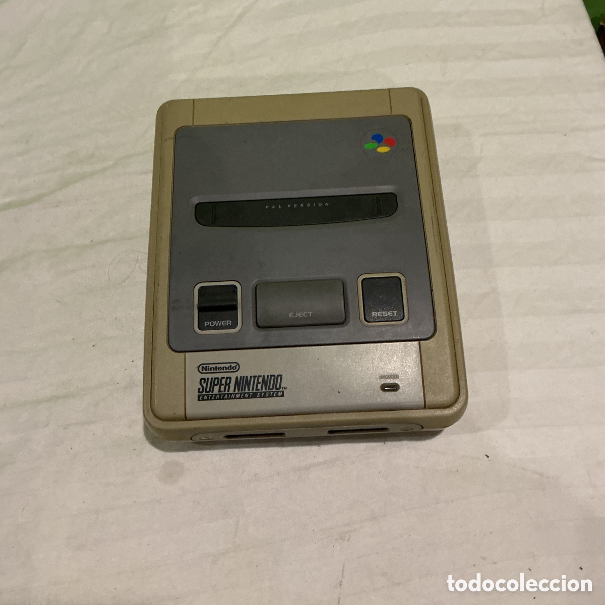 Videojuegos y consolas: Consola Super Nintendo SNES PAL. Buen estado.
