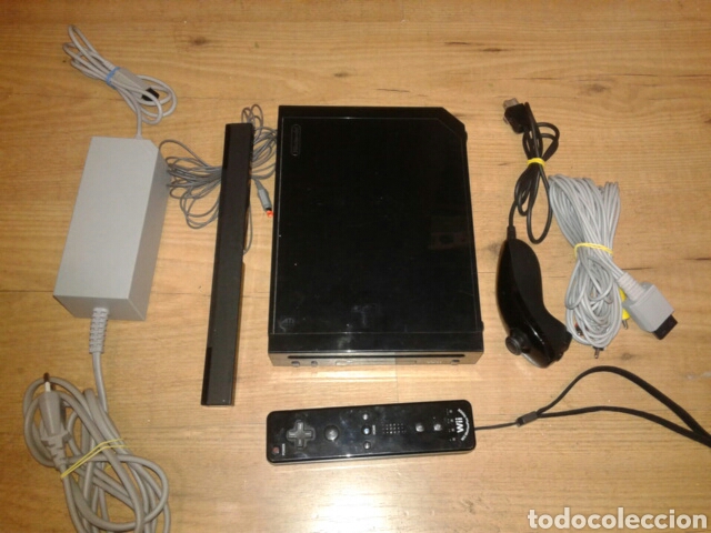 Videojuegos y consolas: Nintendo wii,consola + mando +nunchung + clableado,funciona correctamente - Foto 1