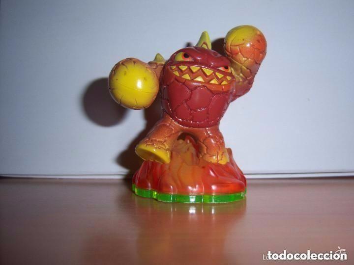 Videojuegos y consolas: SKYLANDER SPYROS ADVENTURE (ERUPTOR) - Foto 1
