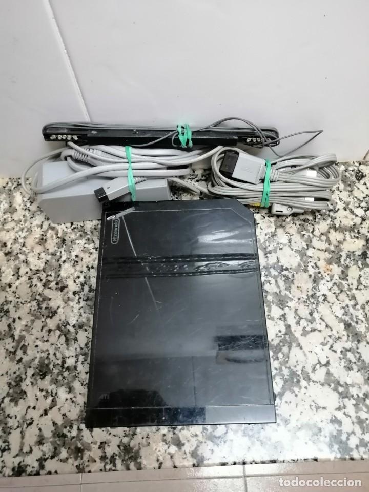 Videojuegos y consolas: CONSOLA Wii NEGRA - Foto 2