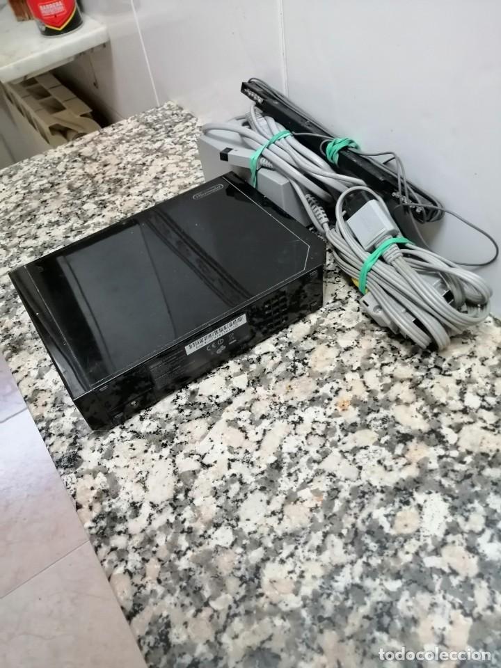 Videojuegos y consolas: CONSOLA Wii NEGRA - Foto 4