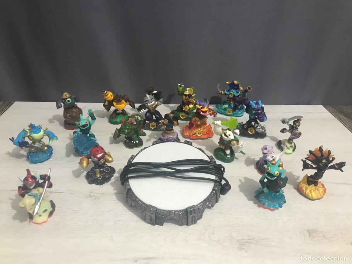 Videojuegos y consolas: Lote de 18 figuras Skylanders - Foto 1