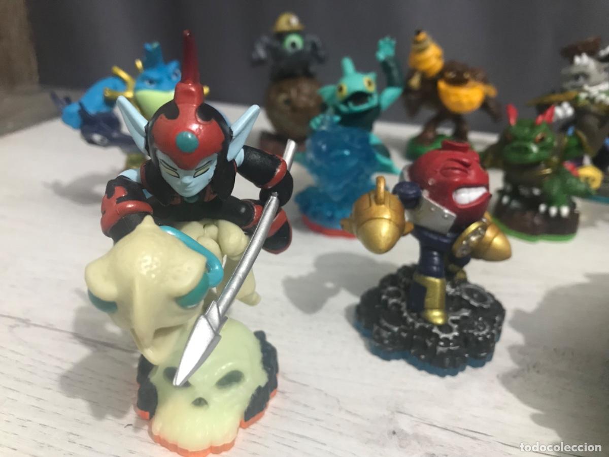 Videojuegos y consolas: Lote de 18 figuras Skylanders - Foto 2