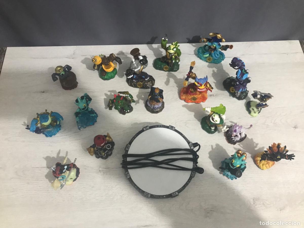 Videojuegos y consolas: Lote de 18 figuras Skylanders - Foto 11