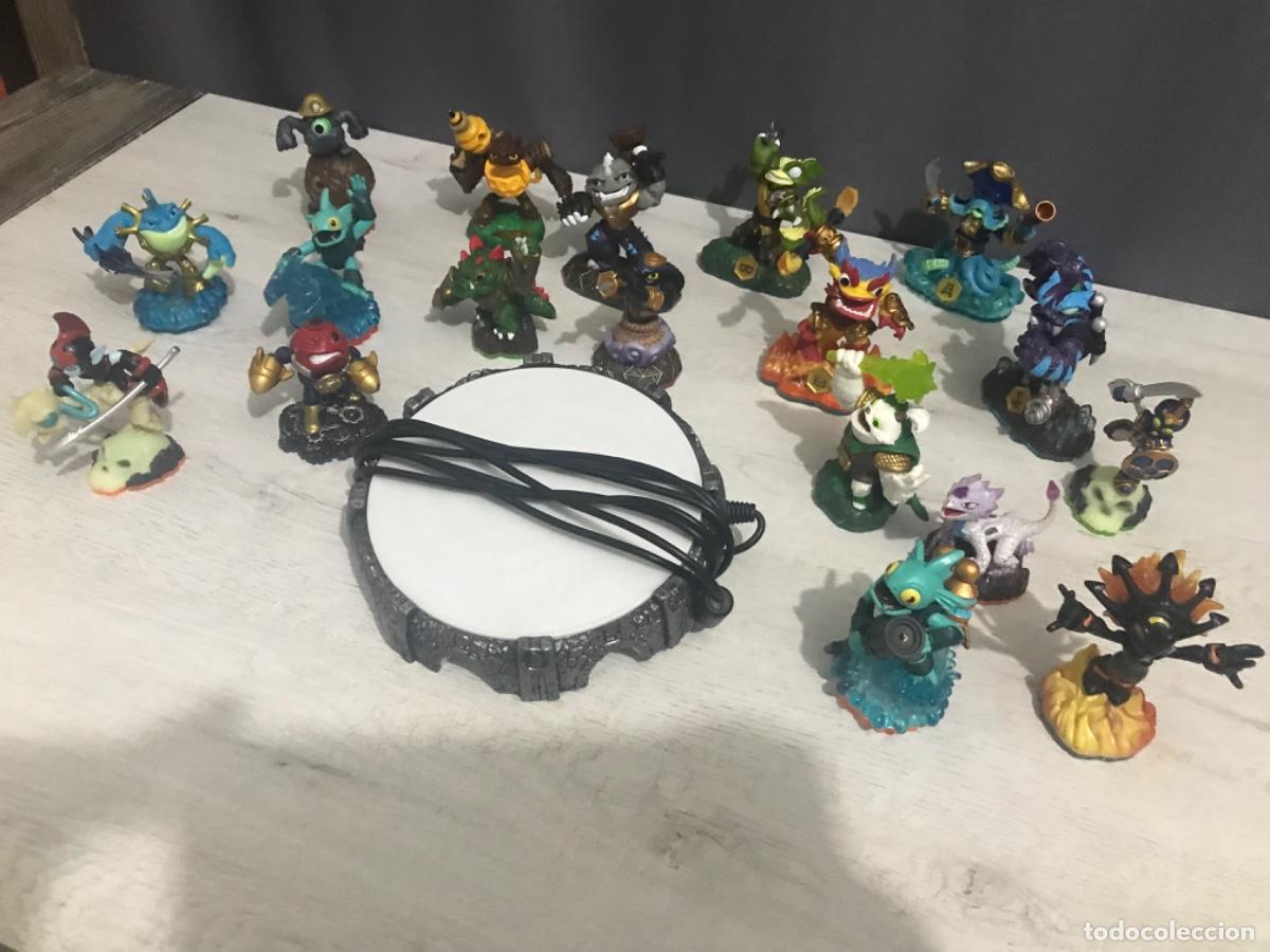 Videojuegos y consolas: Lote de 18 figuras Skylanders - Foto 13