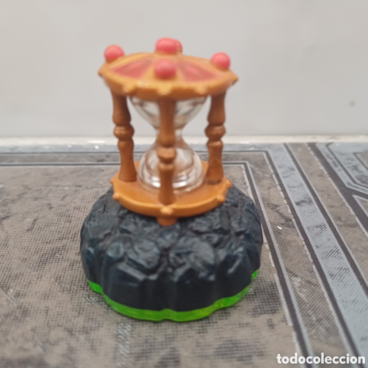 Videojuegos y consolas: FIGURA SKYLANDERS ACTIVISION TWISTED HOURGLASS - Foto 1
