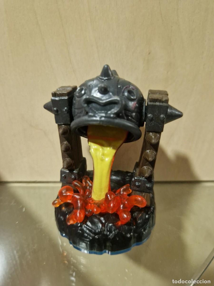 Videojuegos y consolas: Skylanders Arena Fiery Forge - Foto 1