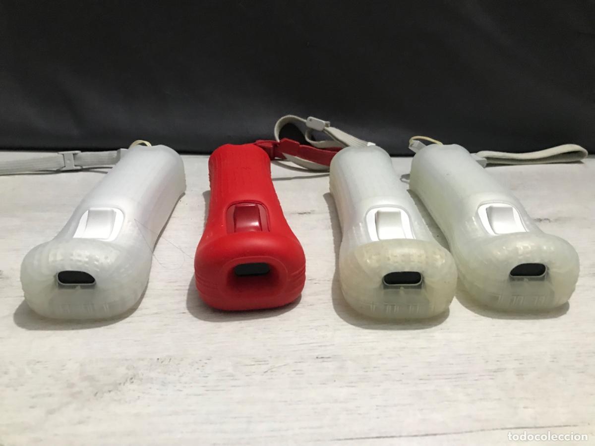 Videojuegos y consolas: Lote de 4 mandos para la Wii - Foto 5