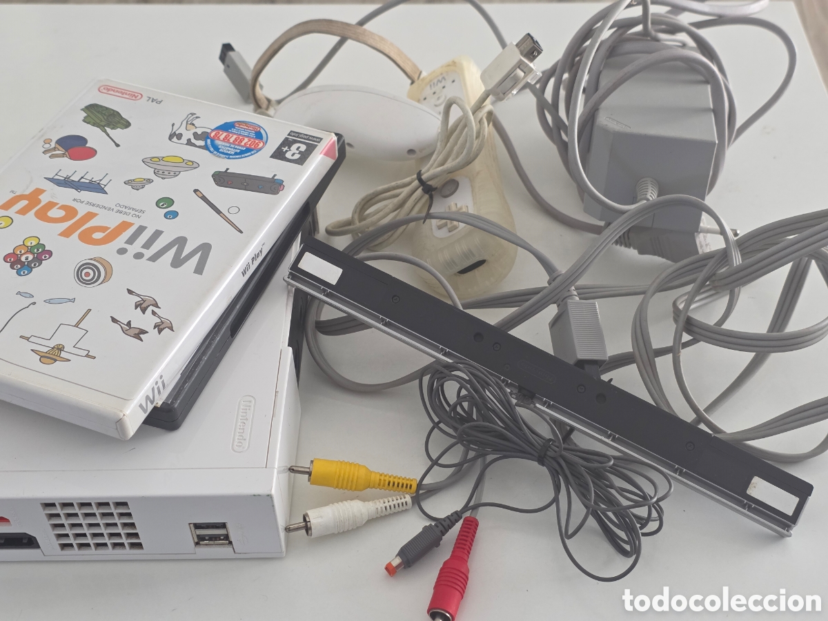Videojuegos y consolas: nintendo wii + cables + 2 juegos - Foto 2