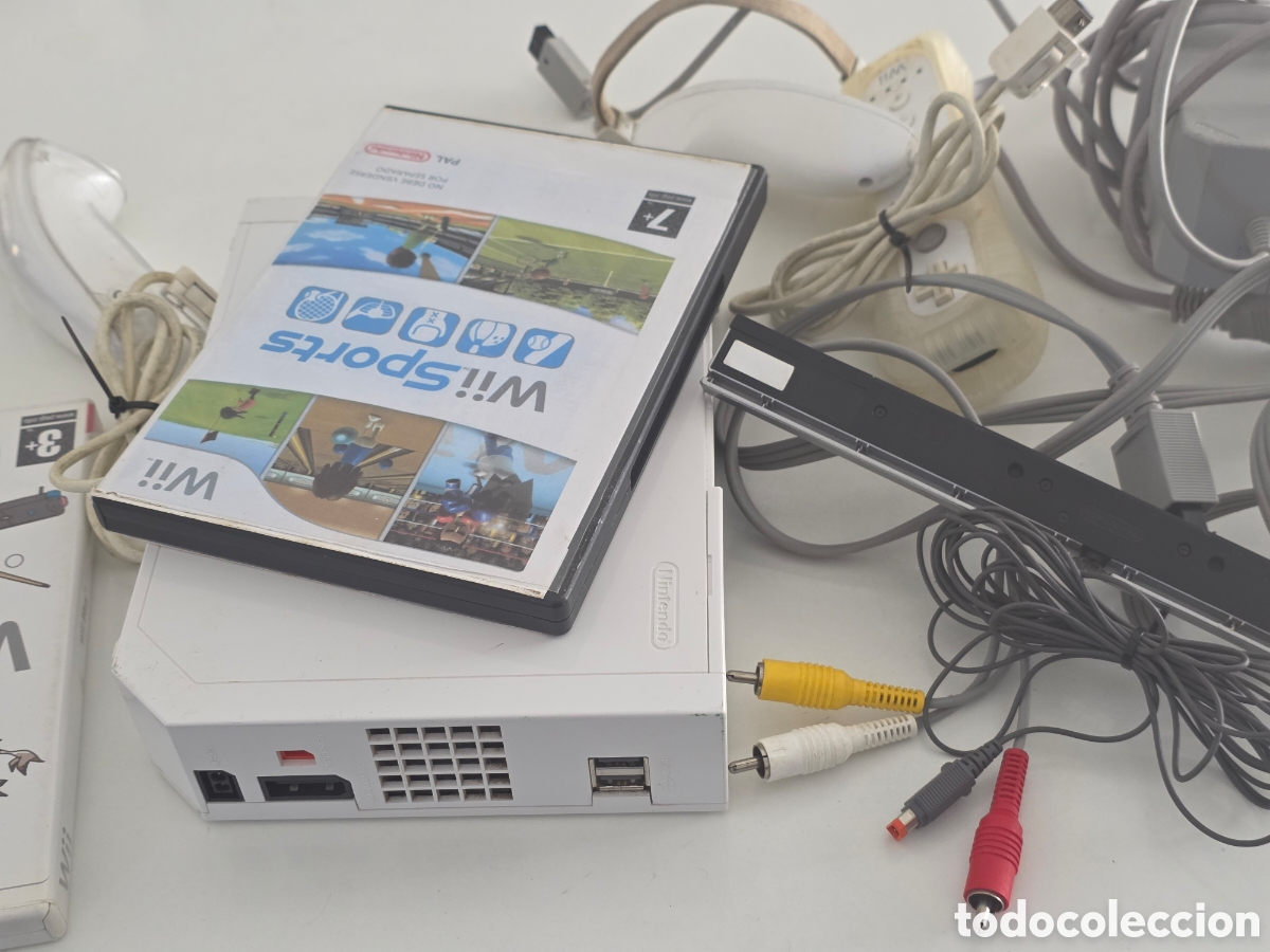 Videojuegos y consolas: nintendo wii + cables + 2 juegos - Foto 7