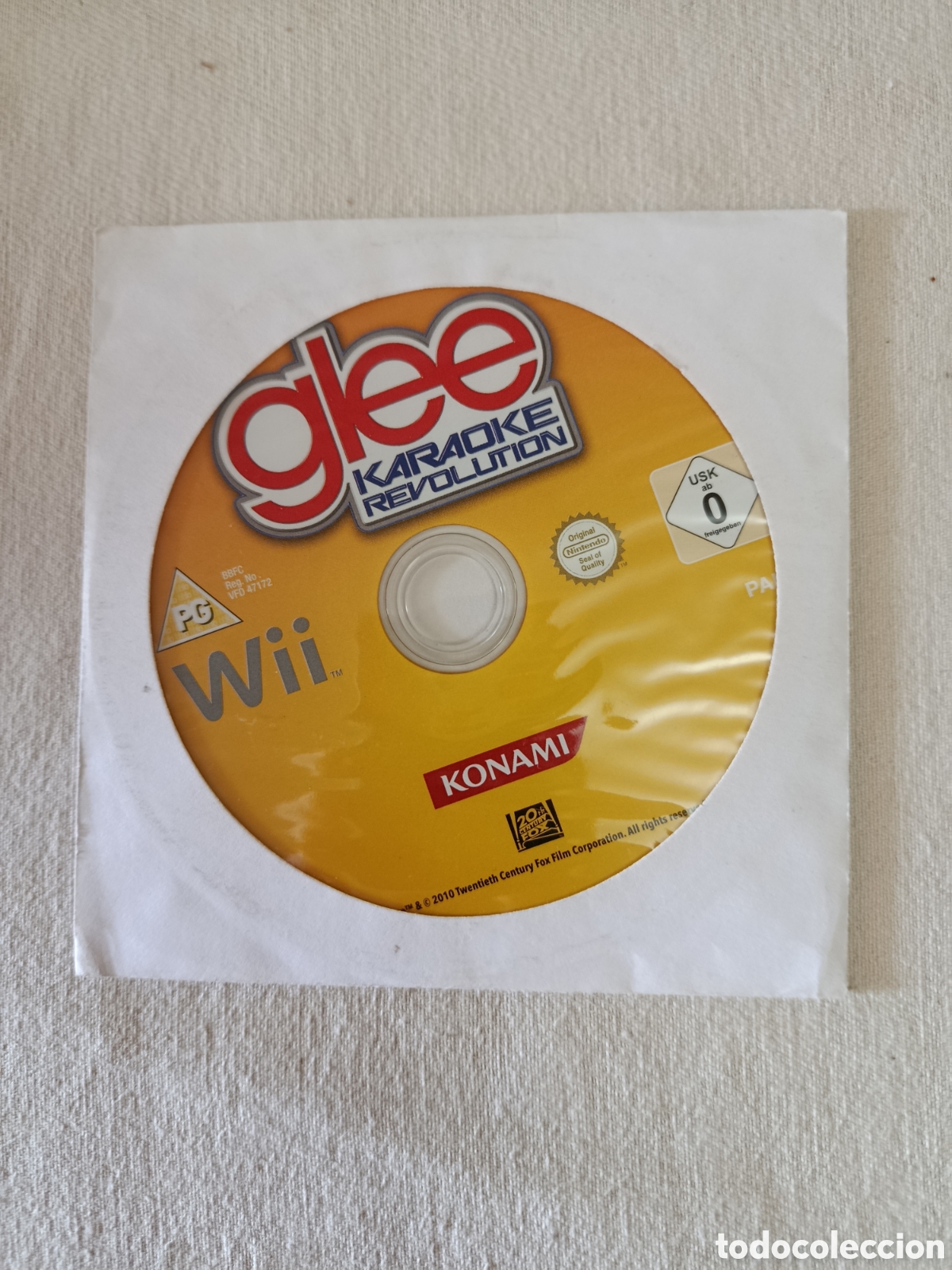 Videojuegos y consolas: Wii - glee karaoke Revolution - Foto 1