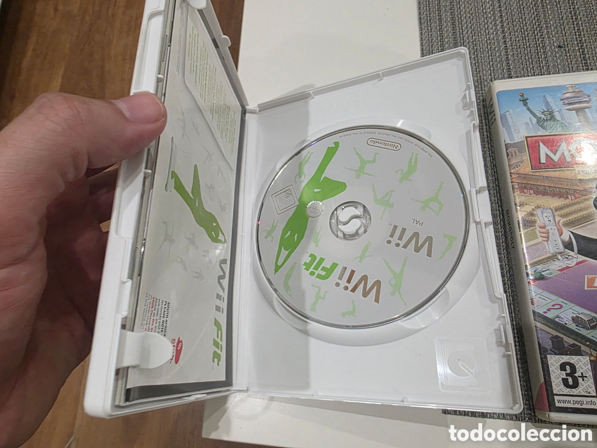 Videojuegos y consolas: Dos juegos de Nintendo wi - Foto 2