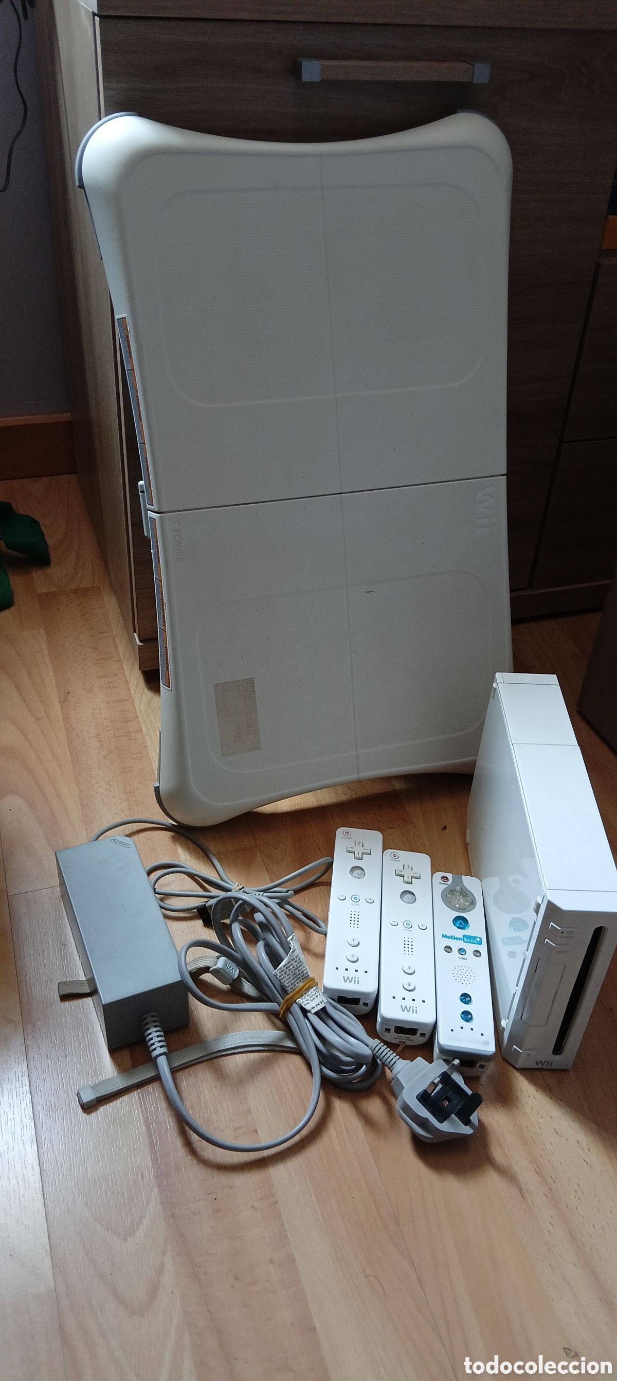 Videojuegos y Consolas: Lote Videoconsola WII