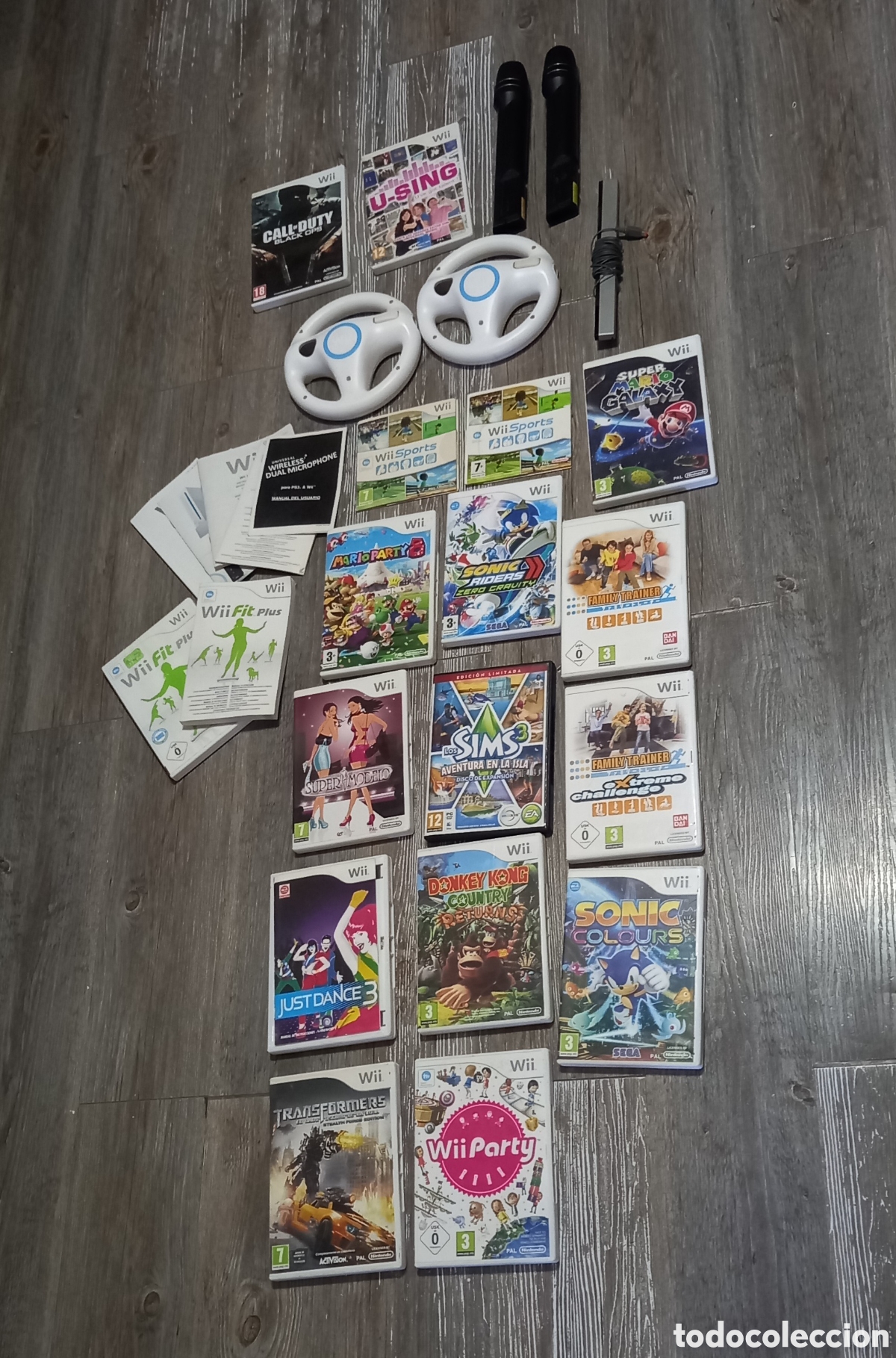 Jeux Vid&eacute;o et Consoles: LOTE JUEGOS WII MAS DOS VOLANTES Y MICROFONOS