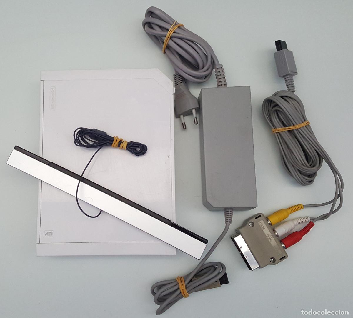 Videojuegos y consolas: CONSOLA NINTENDO WII CON ACCESORIOS, LO QUE SE VE EN LAS FOTOS