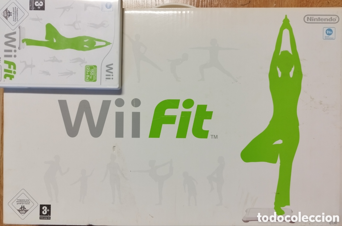 Videospiele und Konsolen: Tabla de juegos Wiifit con juego a&ntilde;adido.