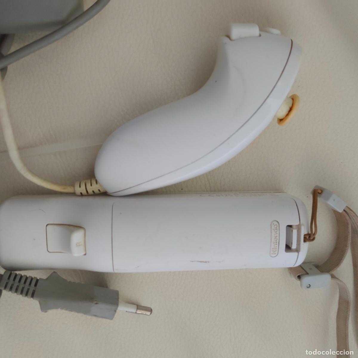 Videojuegos y consolas: Consola wii blanca con cables y mando funcionando - Foto 9