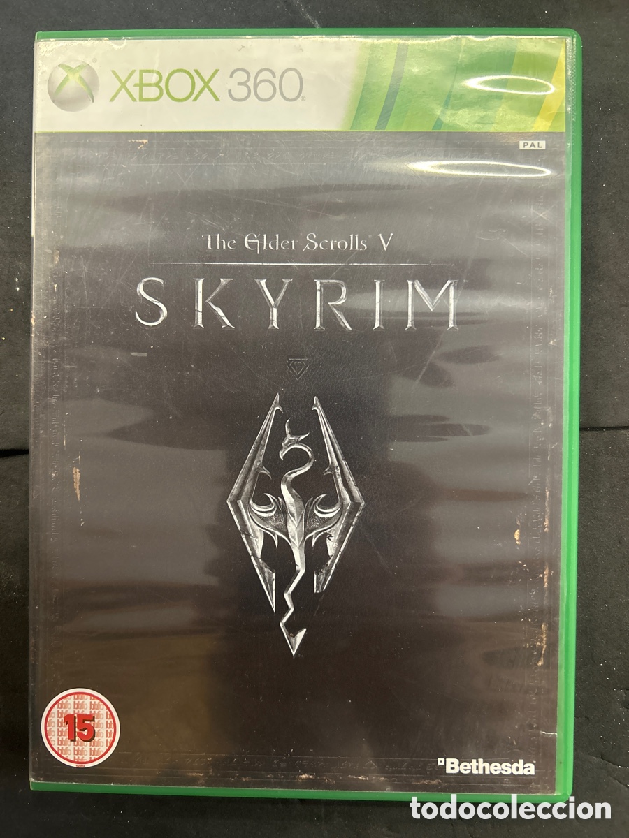 Videojuegos y consolas: Xbox 360 Skyrim contiene manual y mapa - Foto 1