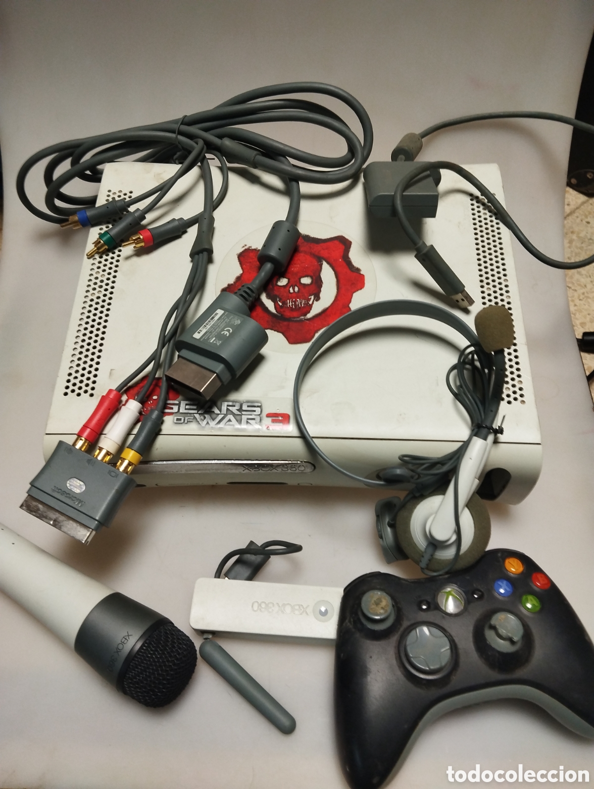 Videojuegos y consolas: Xbox 360 con complementos - Foto 2