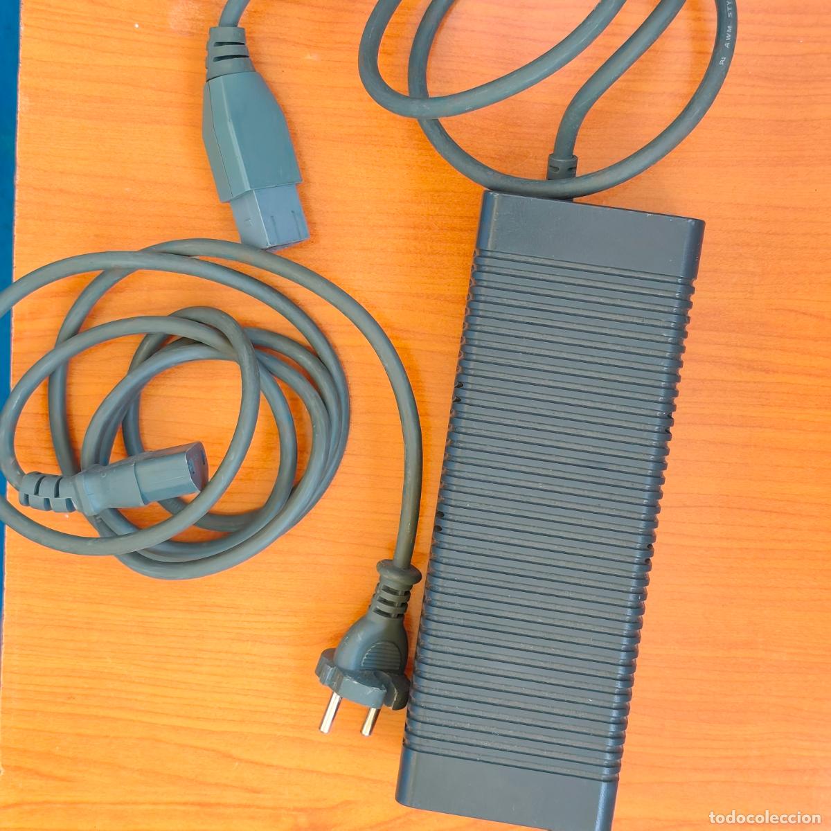 Videojuegos y consolas: Cargador Xbox 360 adaptador corriente Model :EADP-175BBA