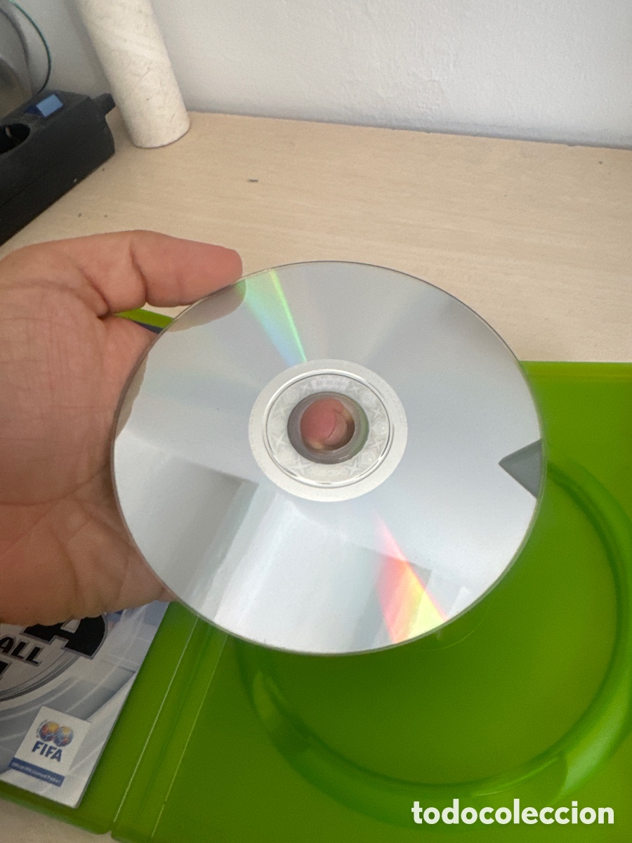 Videojuegos y consolas: Juego XBOX FIFA 2004 - Foto 3