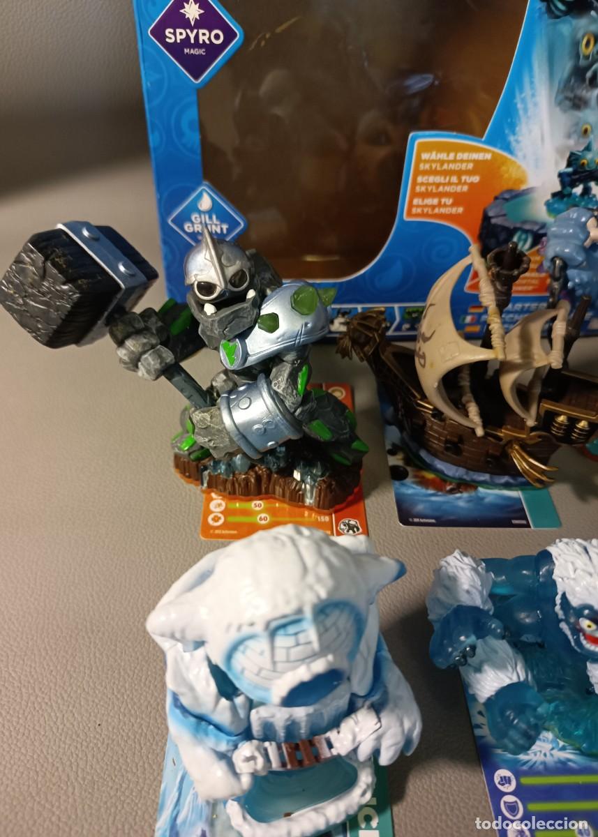 Videojuegos y consolas: Lote de SKYLANDERS para XBOX. - Foto 2