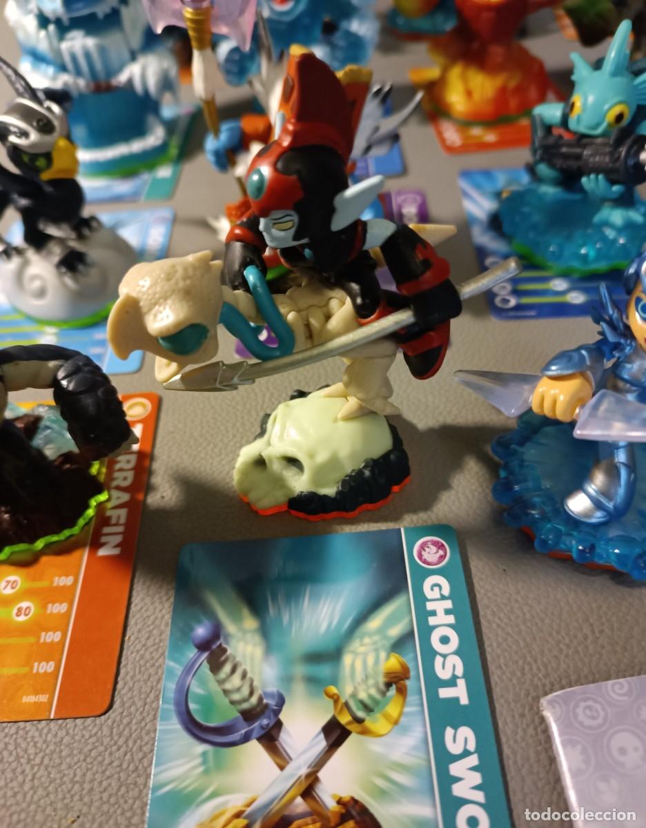 Videojuegos y consolas: Lote de SKYLANDERS para XBOX. - Foto 21