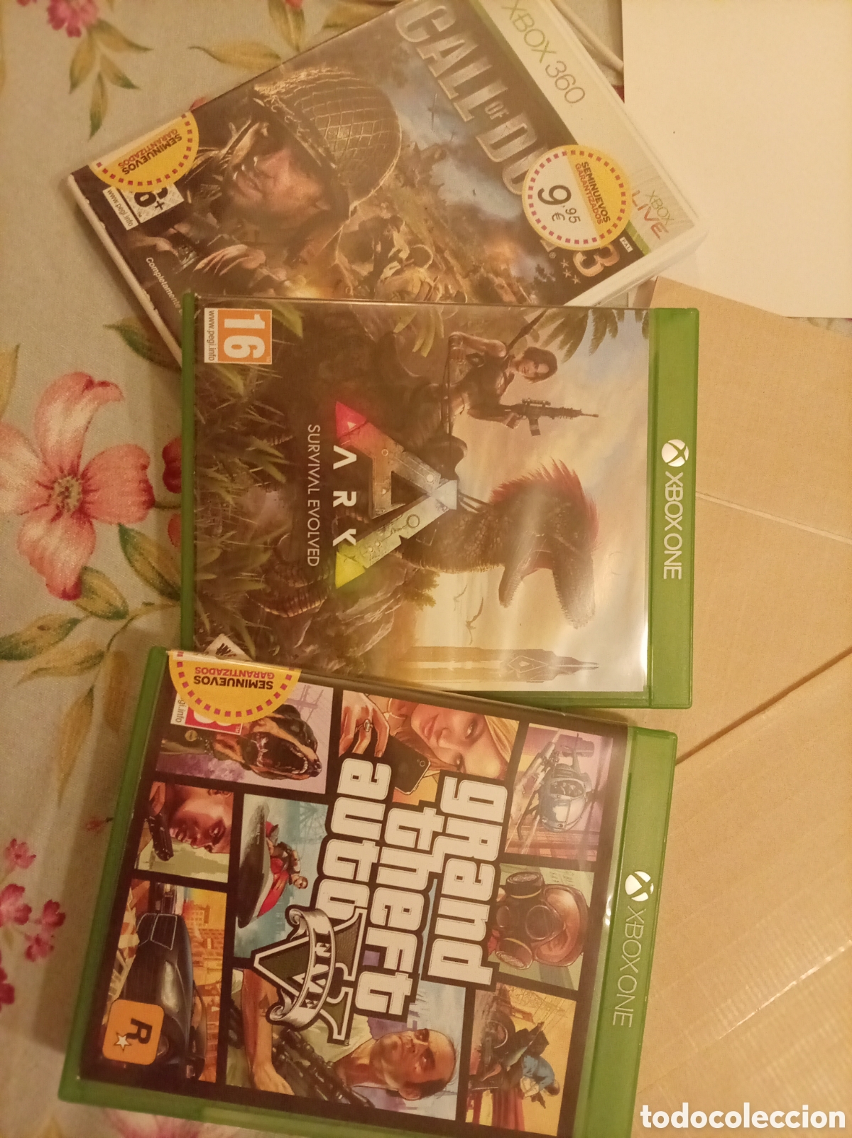 Video Games and Consoles: 3 juegos xbox one y xbox360, grande theft autoV ,ARK, calle of duty3
