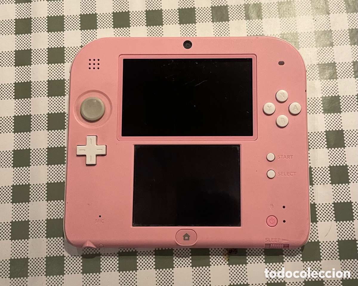 Videojuegos y consolas Nintendo 2DS de segunda mano: Nintendo 2DS Rosa y Blanca - Edici&oacute;n Especial - Muy buen estado + Tarjeta SD