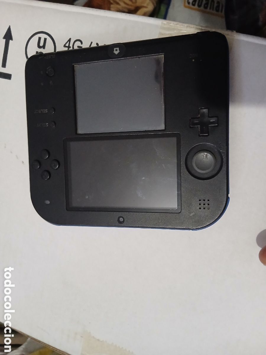 Videojuegos y consolas Nintendo 2DS de segunda mano: NINTENDO 2 DS SE ENSCIENDE CON LAS PANTALLAS ROTAS,,VER FOTOS