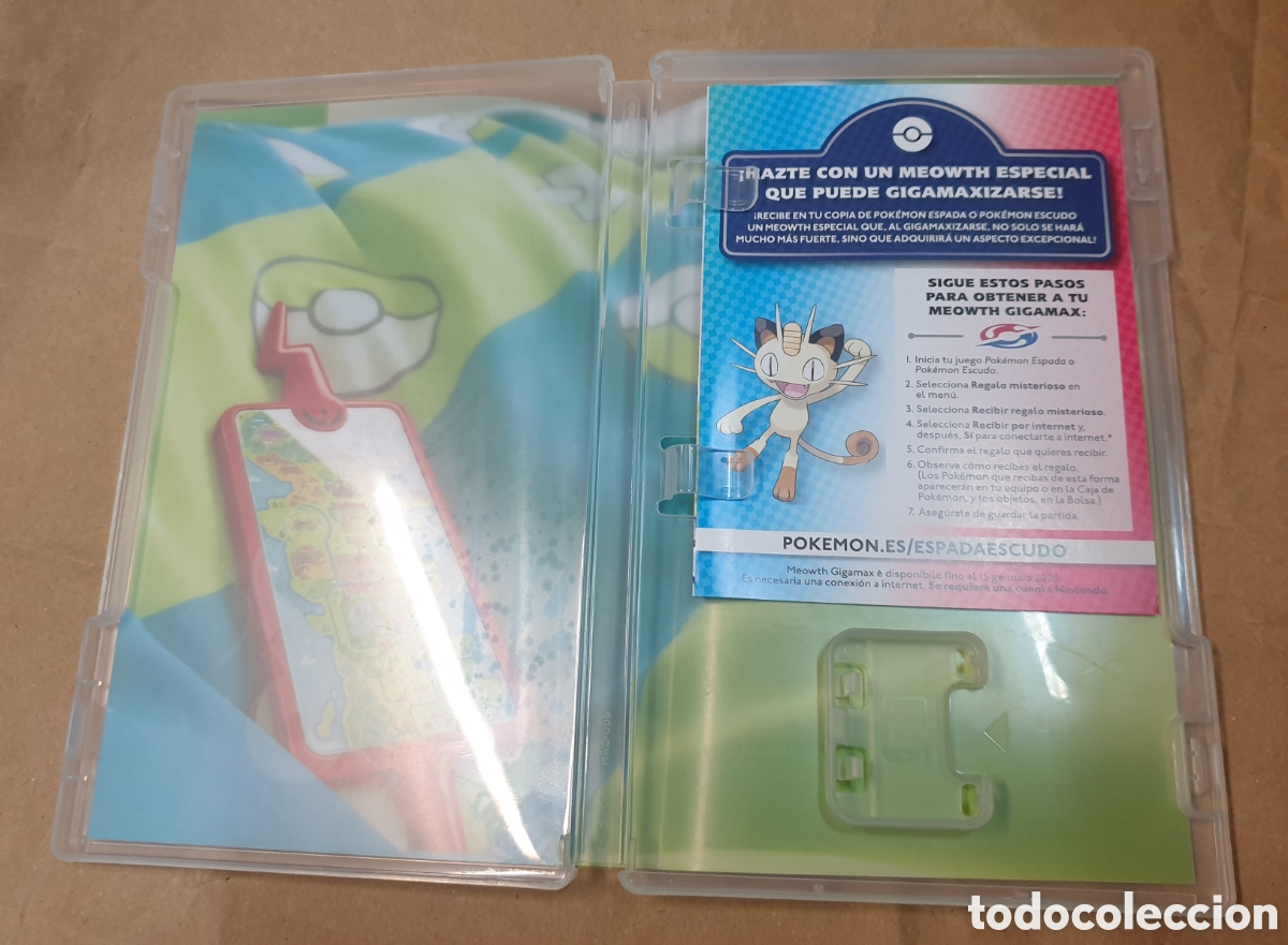 Videojuegos y consolas Nintendo Switch de segunda mano: Pokemon espada. SOLO CAJA - Foto 2