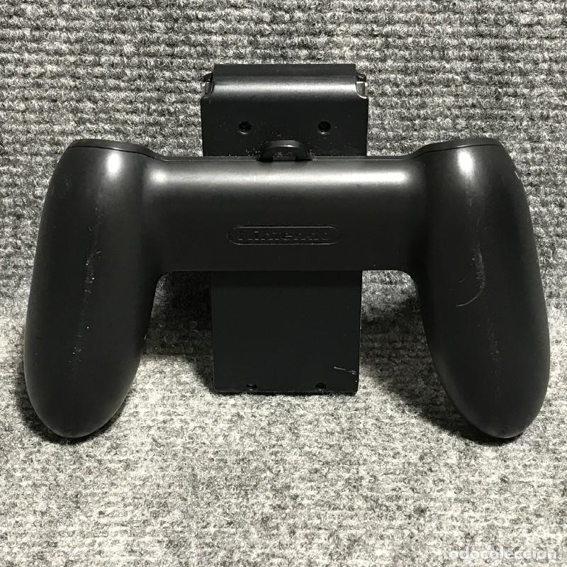 Videojuegos y consolas Nintendo Switch de segunda mano: JOYCON GRIP OFICIAL NINTENDO SWITCH - Foto 2