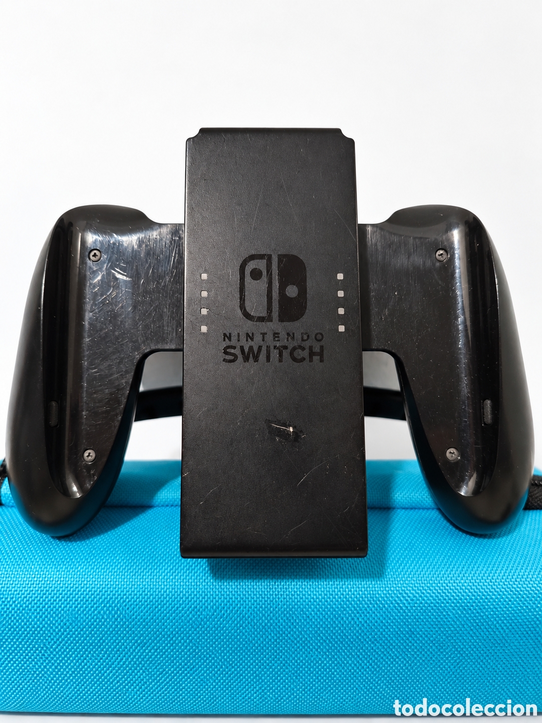 Videojuegos y consolas Nintendo Switch de segunda mano: Nintendo Switch + Funda + Cargador Oficial - Foto 3