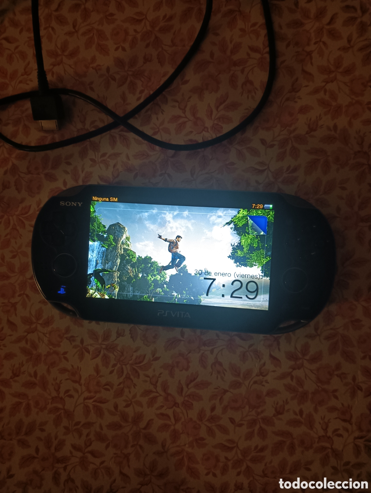 Videojuegos y Consolas PS Vita de segunda mano: Psvita de Sony con Fifa .