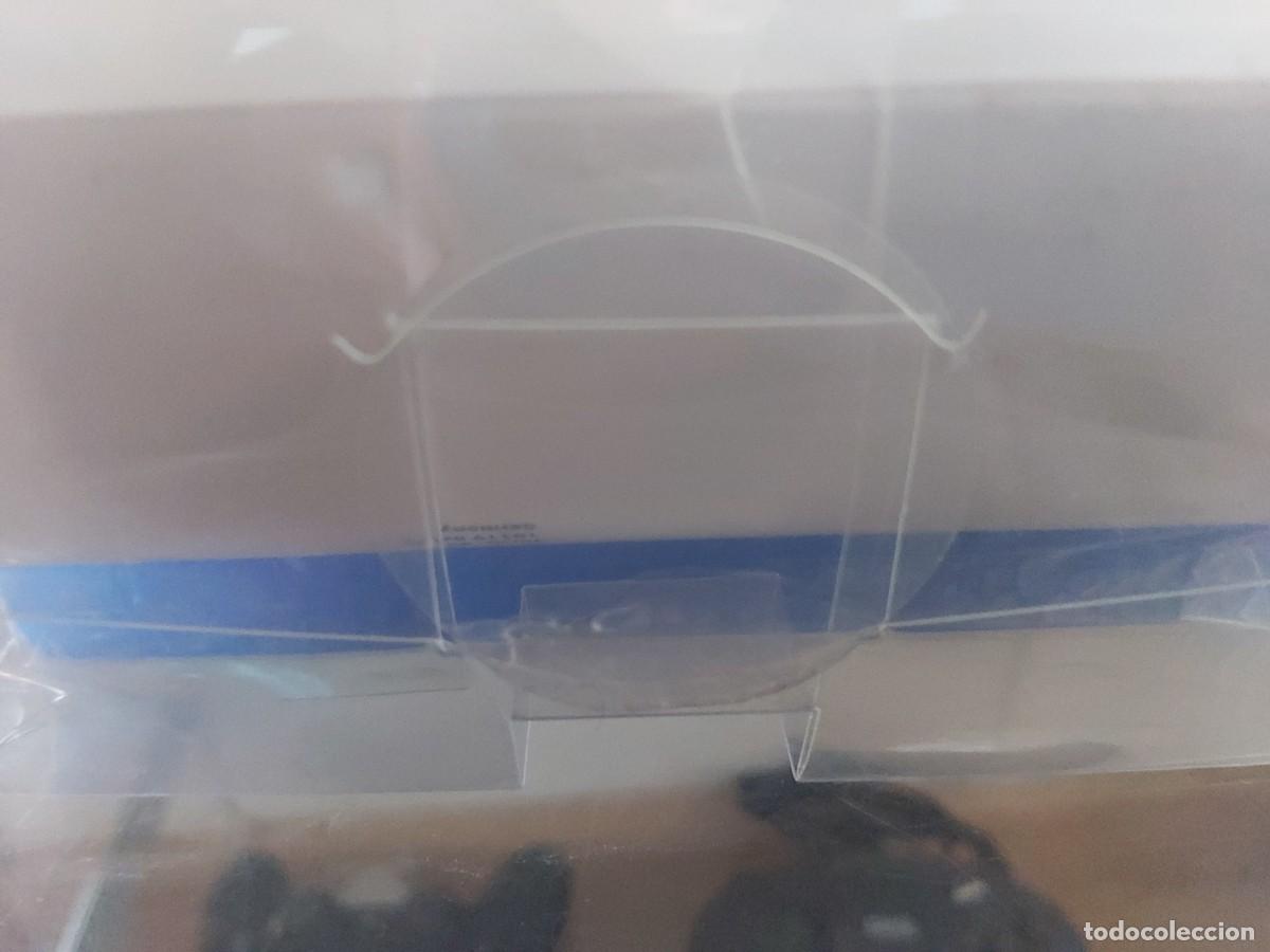 Videojuegos y consolas PS4 de segunda mano: Lets Sing 11 (con microfonos) - VIDEOJUEGO PS4 A ESTRENAR (PAL ESP) - Foto 5