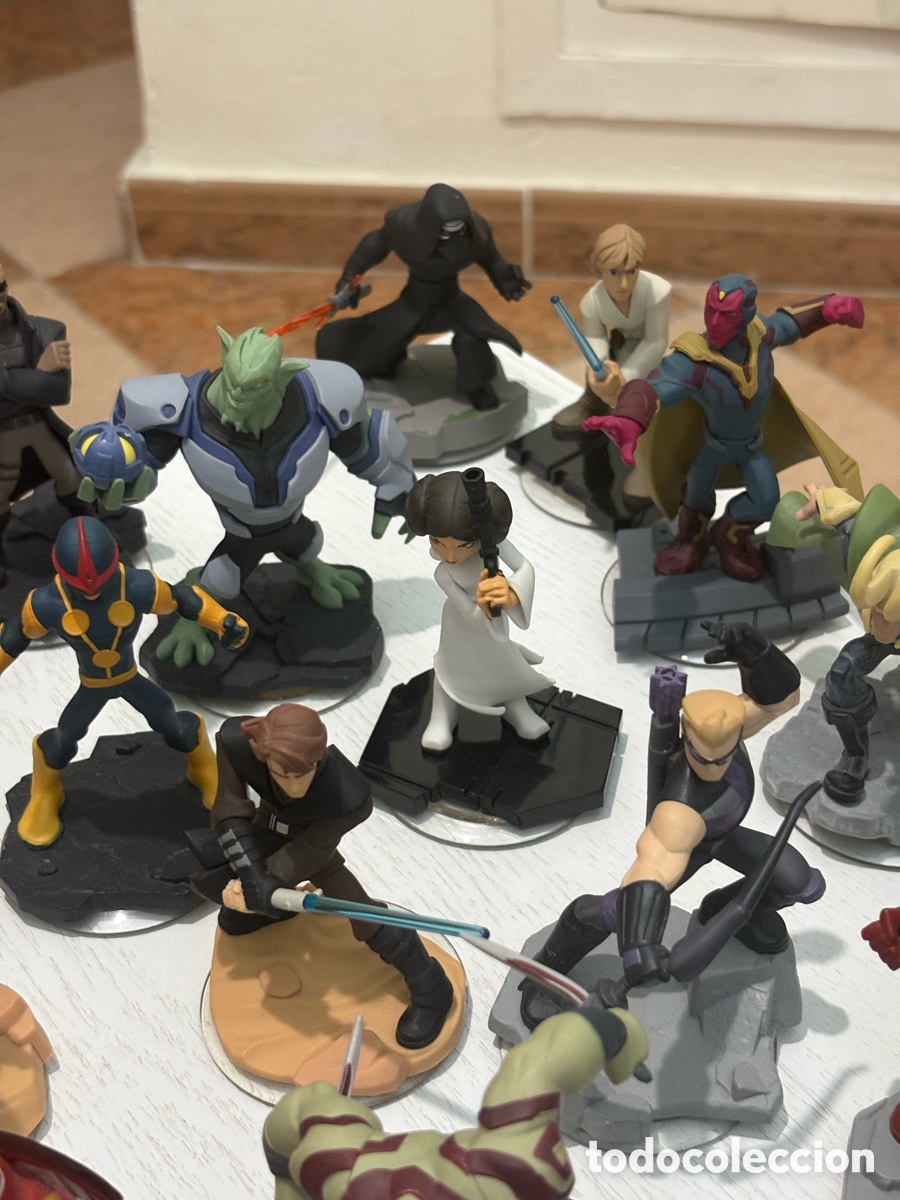 Videojuegos y consolas PS4 de segunda mano: Lote 22 figuras NFC Disney Infinity 2.0 - Foto 5