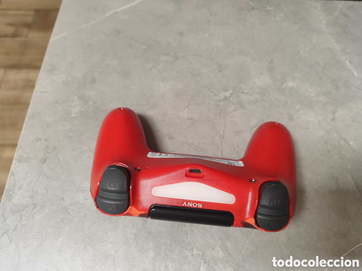 Videojuegos y consolas PS4 de segunda mano: Mando ps4 rojo camuflaje - Foto 2